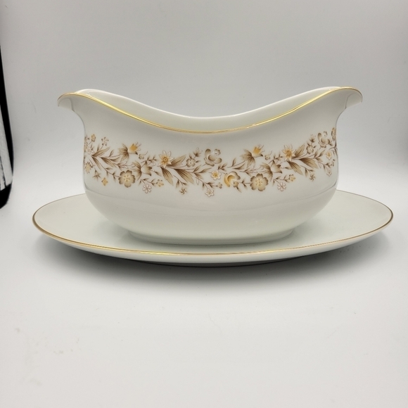 EKCO Prudence ELEGANTE 373 Gravy Boat & Underplate - Picture 1 of 7